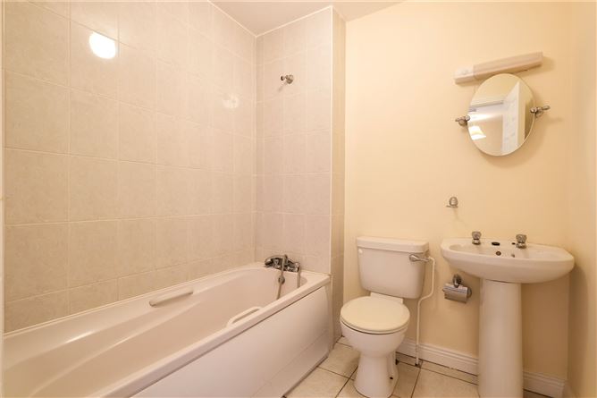 44 Clonguish Court, Newtownforbes, Co. Longford
