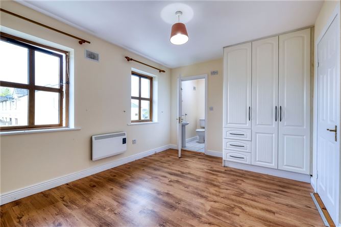 44 Clonguish Court, Newtownforbes, Co. Longford