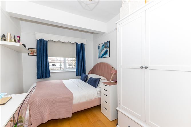 12 Tudor Court, Malahide,   County Dublin