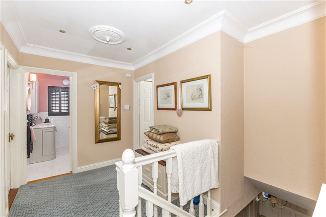 12 Tudor Court, Malahide,   County Dublin