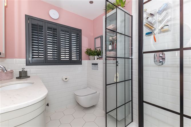 12 Tudor Court, Malahide,   County Dublin