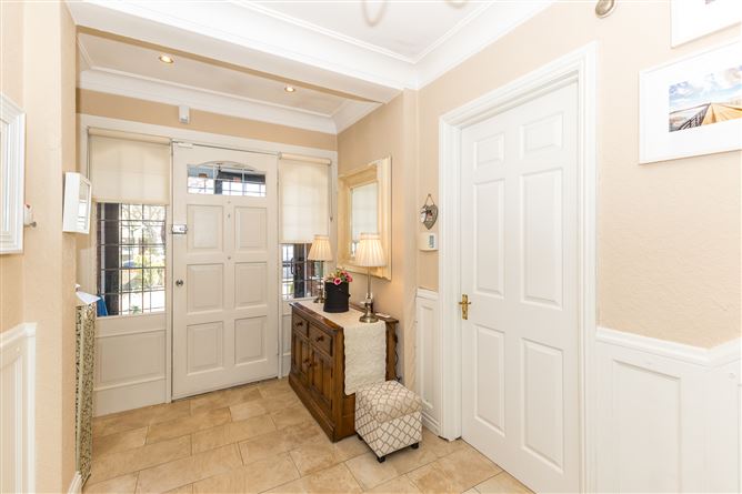 12 Tudor Court, Malahide,   County Dublin