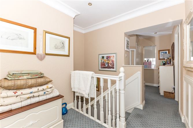 12 Tudor Court, Malahide,   County Dublin