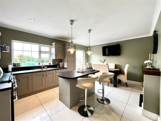 Hillcrest, Tonavane, Tralee, Kerry