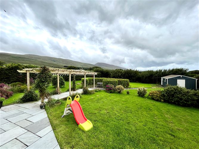 Hillcrest, Tonavane, Tralee, Kerry