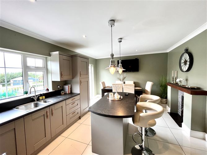 Hillcrest, Tonavane, Tralee, Kerry