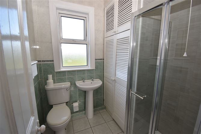 Cascia Ville, 15 Marble Hall Park, Ballinlough, Cork