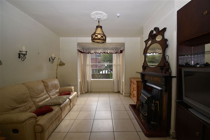 Cascia Ville, 15 Marble Hall Park, Ballinlough, Cork