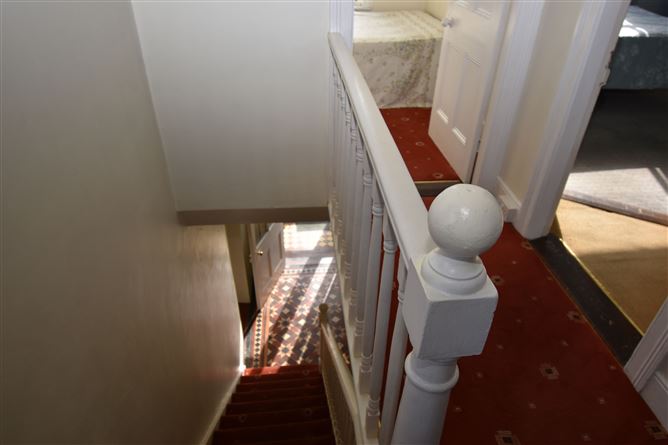 Cascia Ville, 15 Marble Hall Park, Ballinlough, Cork