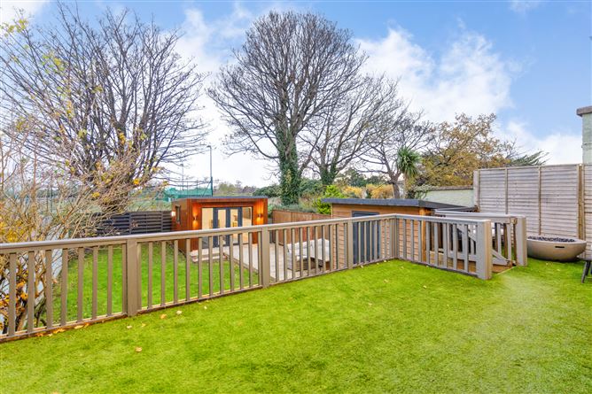 24 Windsor Park, Monkstown, Co. Dublin