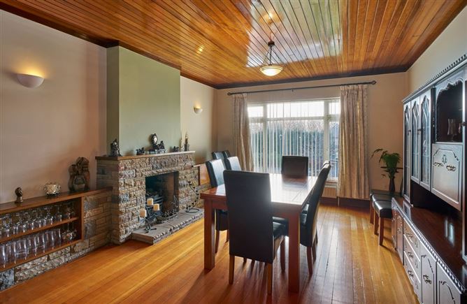 https://photos-a.propertyimages.ie/media/5/8/0/4904085/4c623c0a-320d-4d96-9c7e-d2acbbff4cb1_l.jpg