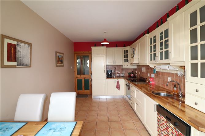 Farranhill House, Inchamore, Ballina, Tipperary