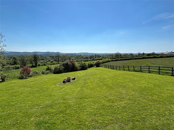 Farranhill House, Inchamore, Ballina, Tipperary