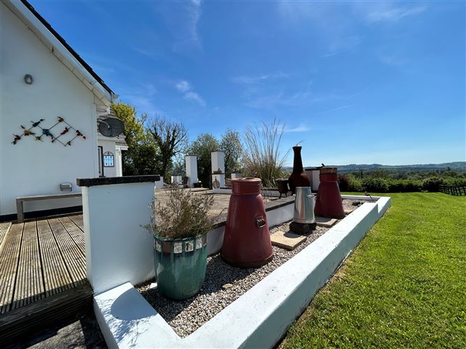 Farranhill House, Inchamore, Ballina, Tipperary