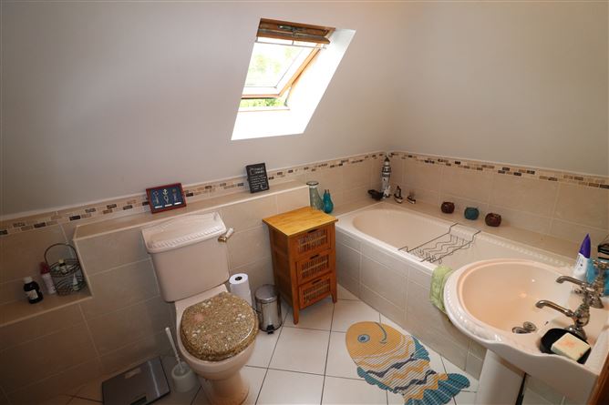 Farranhill House, Inchamore, Ballina, Tipperary