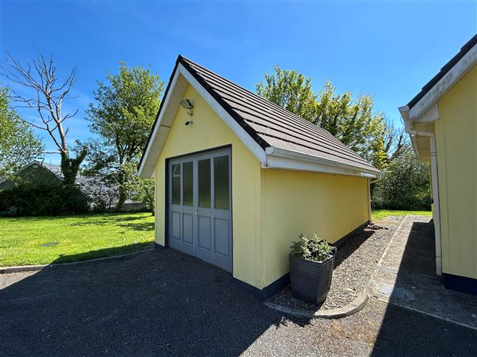 Farranhill House, Inchamore, Ballina, Tipperary