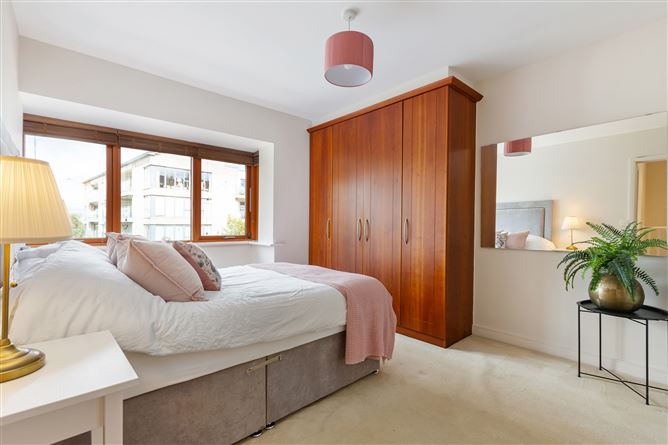 18 Ticknock Grove, Ticknock Hill, Sandyford, Dublin 18