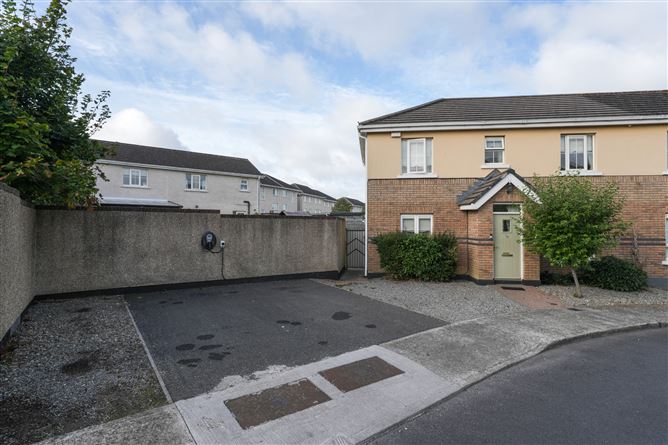 14 Mount Eustace Rise, Tyrrelstown, Dublin 15