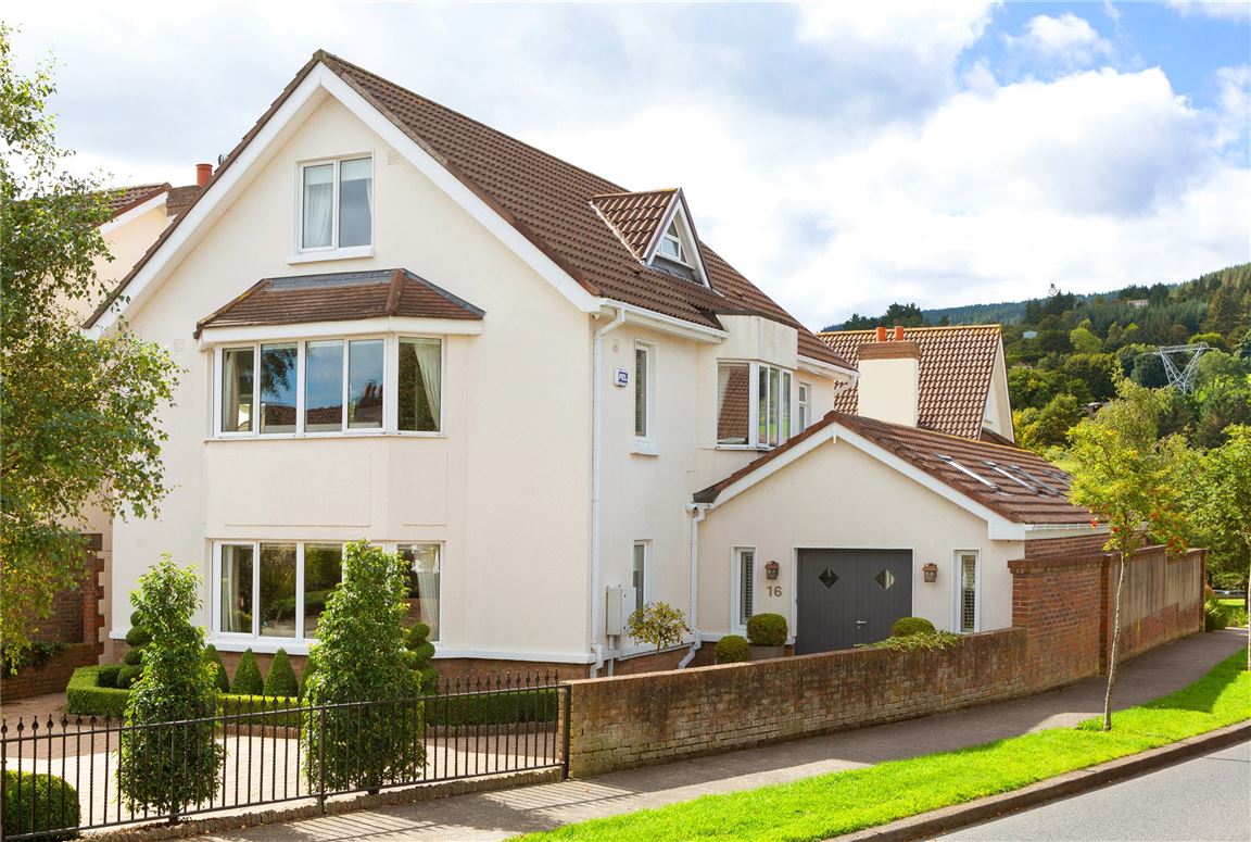 16 Stepaside Park, Stepaside, Dublin 18
