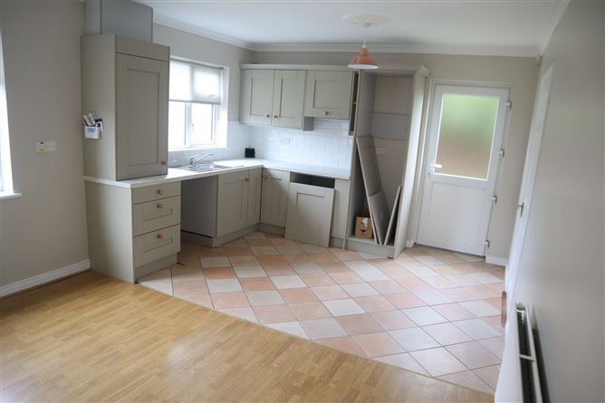 7 Garrybawn, Dundalk, Louth
