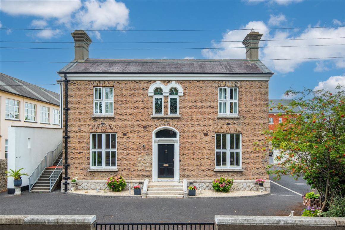 12 Terenure Court, Terenure Road West, Dublin 6W