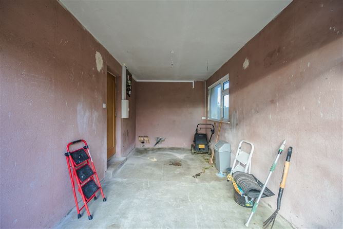 Whitethorn, Waterfall Road, Waterfall, Cork