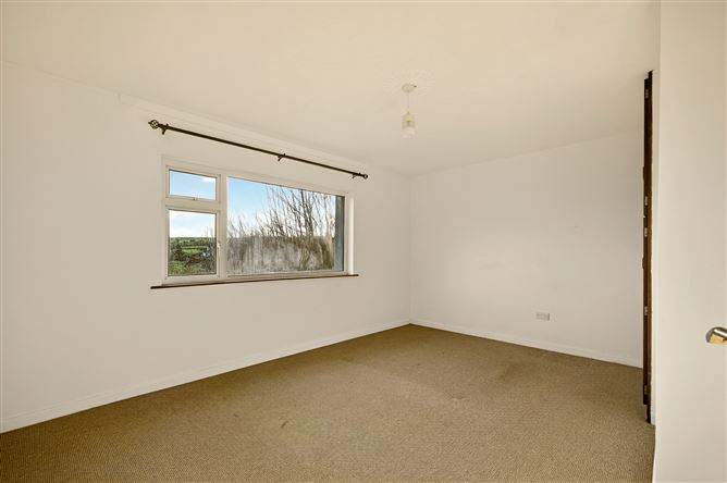 Whitethorn, Waterfall Road, Waterfall, Cork