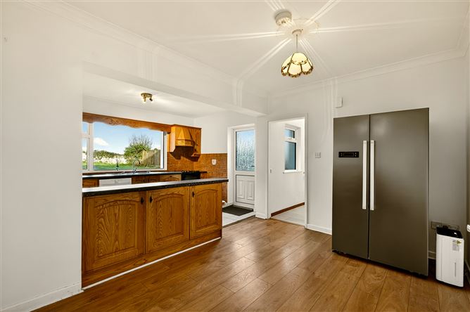 Whitethorn, Waterfall Road, Waterfall, Cork