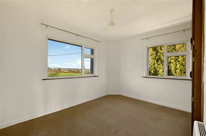 Whitethorn, Waterfall Road, Waterfall, Cork