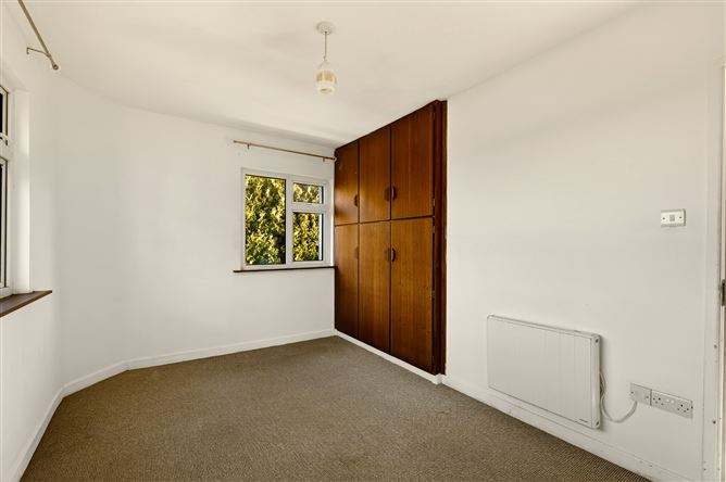 Whitethorn, Waterfall Road, Waterfall, Cork