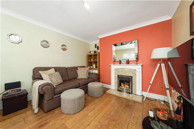 33 Foxdene Green, Lucan, Co. Dublin