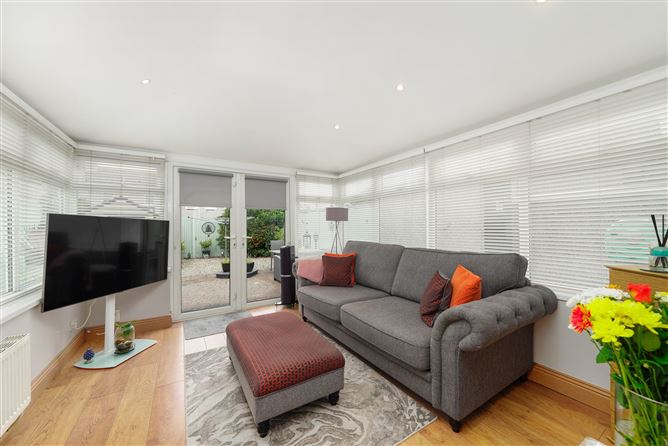 33 Foxdene Green, Lucan, Co. Dublin