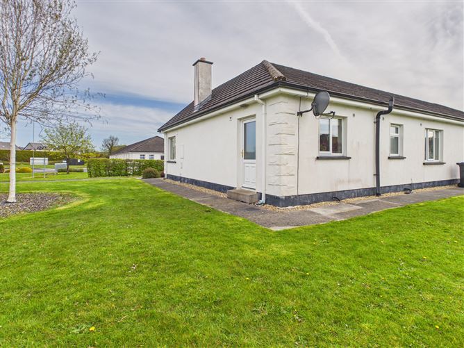 1 Oakwood Retirement Village, Roscommon, Co. Roscommon
