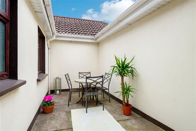 1 Gracelands, St. Kevin's Gardens, Dartry, Dublin 6