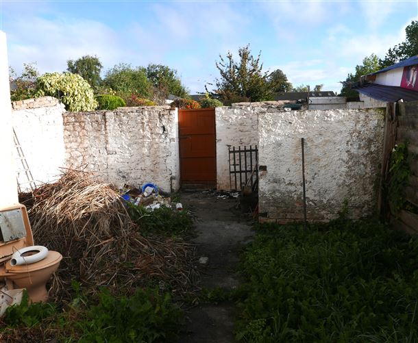 Bracklone Street, Portarlington, Laois