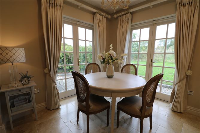 945 Ladycastle , Straffan, Kildare