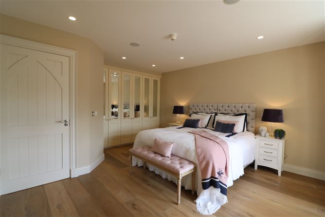 945 Ladycastle , Straffan, Kildare