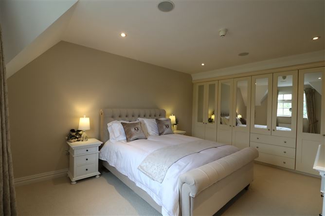 945 Ladycastle , Straffan, Kildare