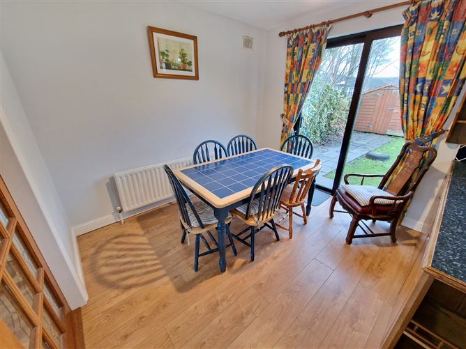 50 Woodlands, Kilrush Road, Ennis, Co. Clare