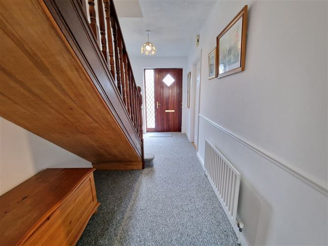 50 Woodlands, Kilrush Road, Ennis, Co. Clare