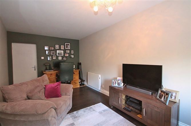 82 Carrigmore Crescent, Citywest, Dublin 24