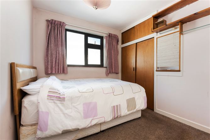 6 Silverwood Drive, Rathfarnham, Dublin 14