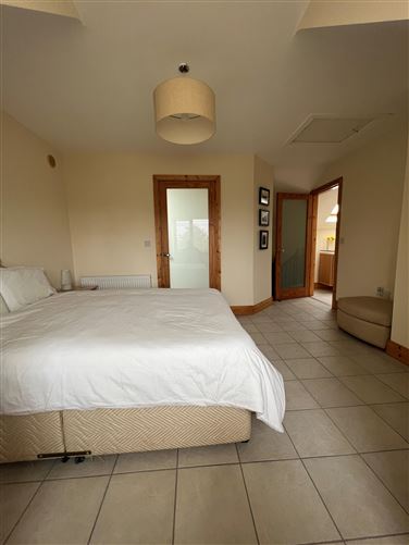 4 Beachfield Manor, Screen, Wexford