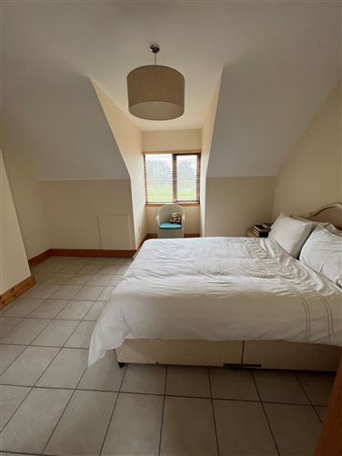 4 Beachfield Manor, Screen, Wexford
