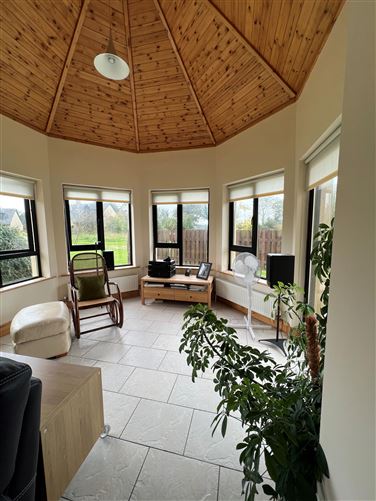 4 Beachfield Manor, Screen, Wexford