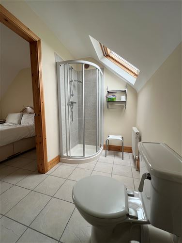 4 Beachfield Manor, Screen, Wexford