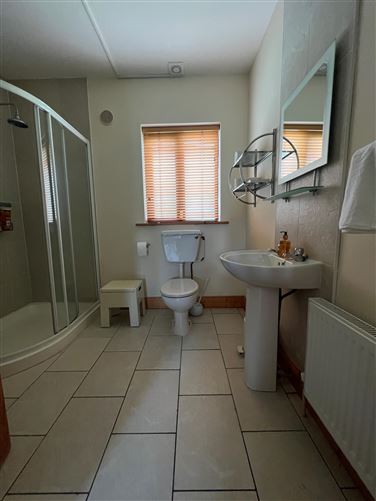 4 Beachfield Manor, Screen, Wexford