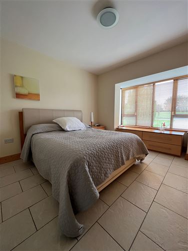 4 Beachfield Manor, Screen, Wexford
