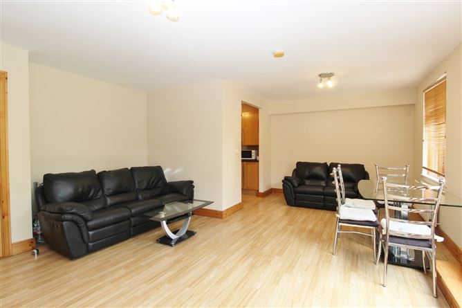 13 Woodbrook Park, Castleknock, Dublin 15