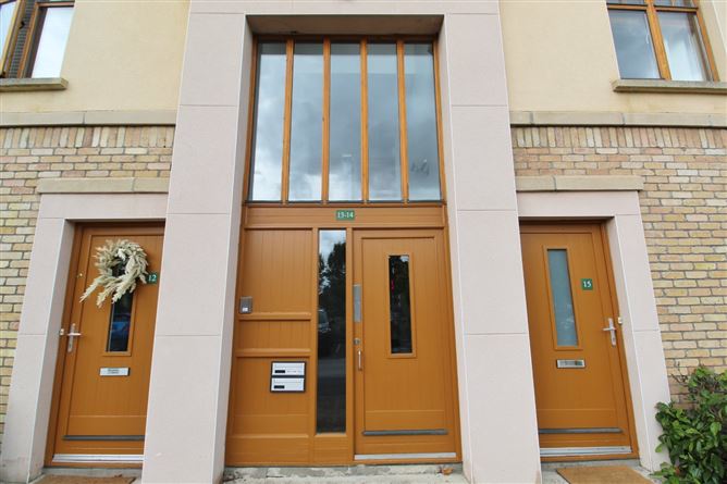 13 Woodbrook Park, Castleknock, Dublin 15